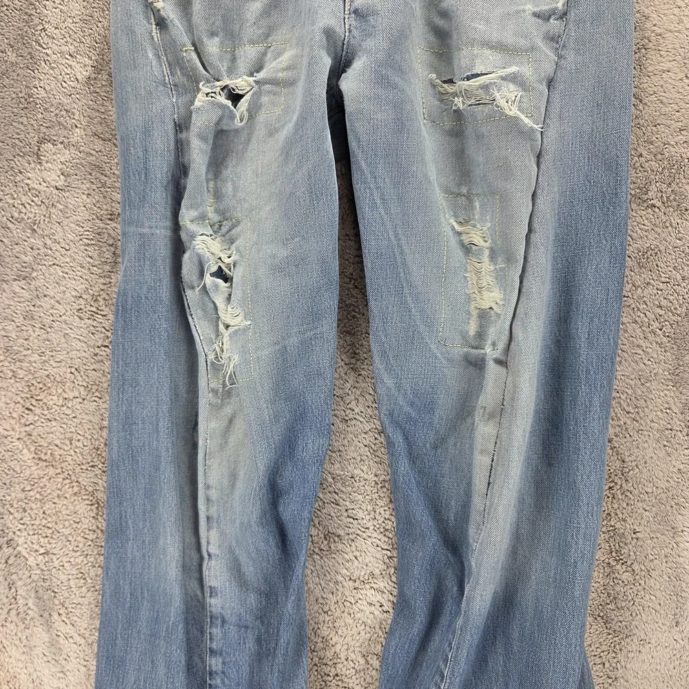 VTG Levis Engineered Jeans Men Twisted Thrashed Destroyed Buckle Back Fits 31x30